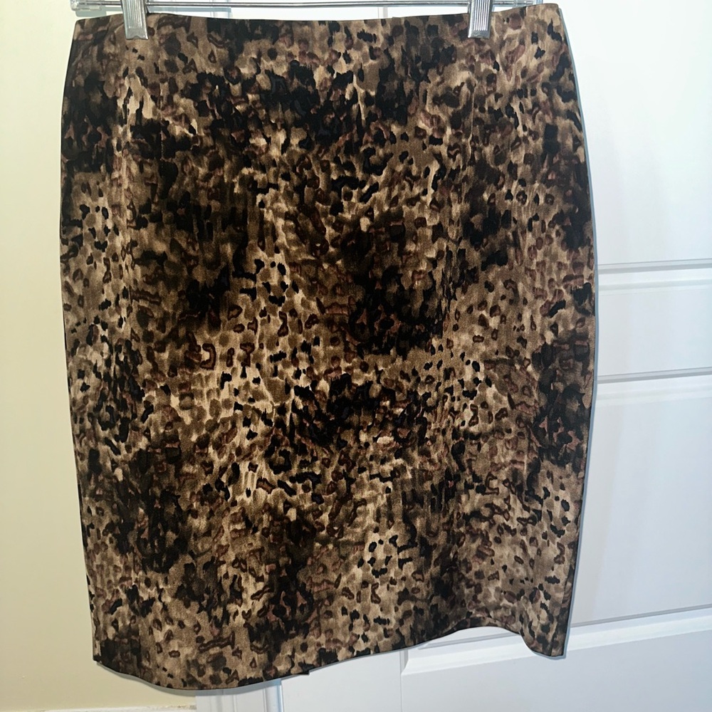 Elie Tahari Black and Tan Pencil Skirt Knee-Length Cocktail